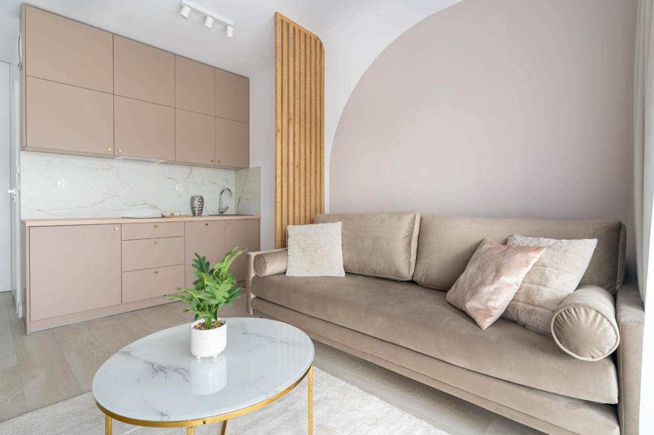شقة Ina Rent - Motlawa Sienna Grobla غدانسك المظهر الخارجي الصورة